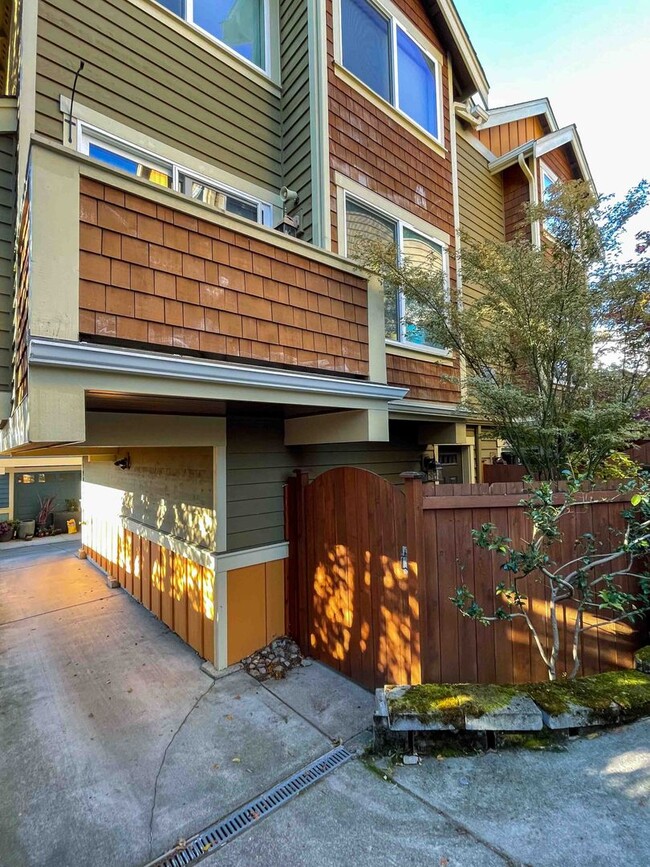 Foto del edificio - 2Bd/2.5Ba Seattle Townhouse