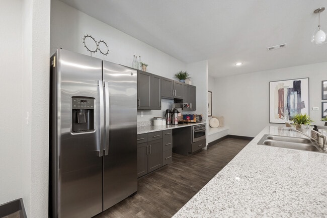 Building Photo - Riverstone