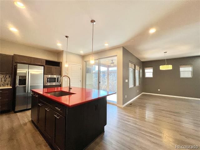 Foto del edificio - 9609 Dunning Cir