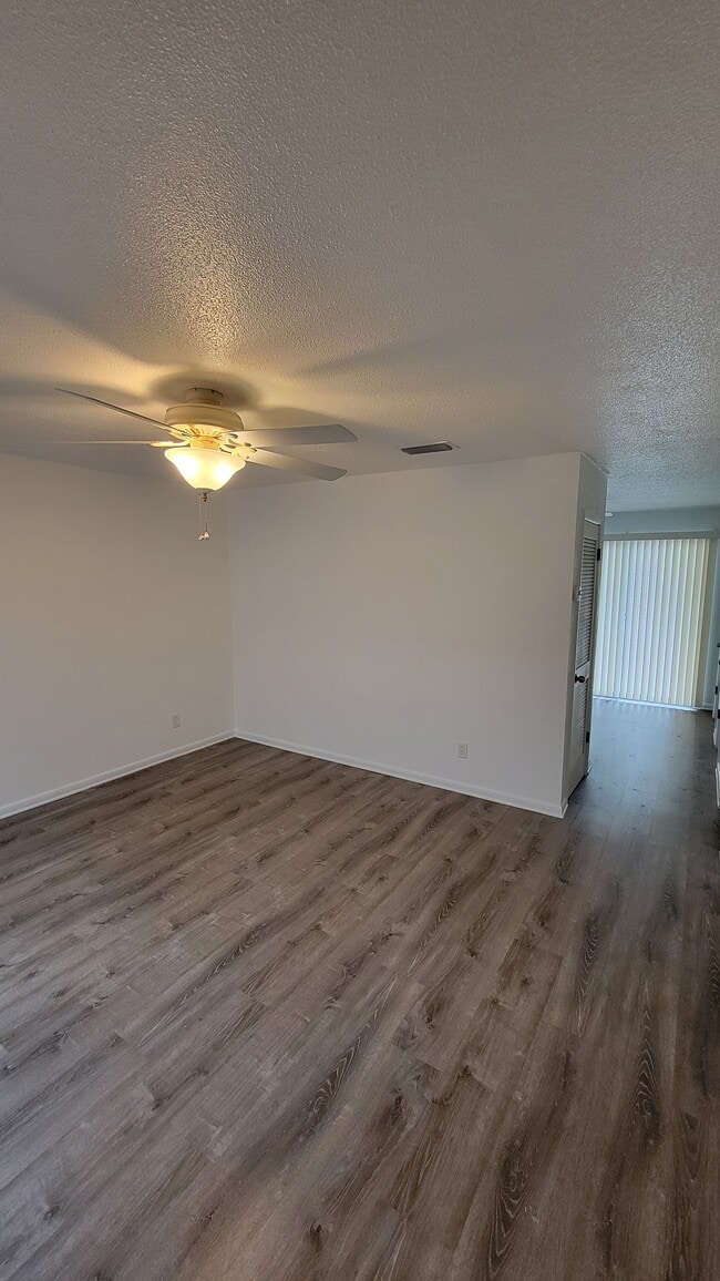 Foto del edificio - 92 Bradford St, Unit 2