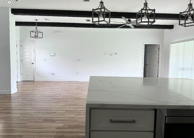 Building Photo - 6336 Freeport Dr