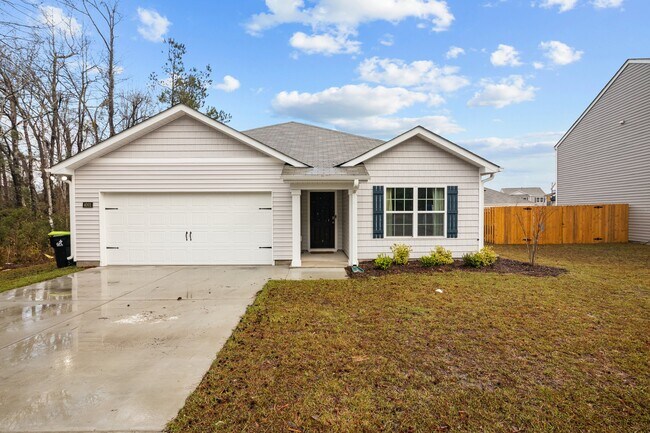 Foto del edificio - 4001 Madeline Farm Blvd