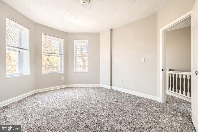 Foto del edificio - 2001 Poplar Grove St