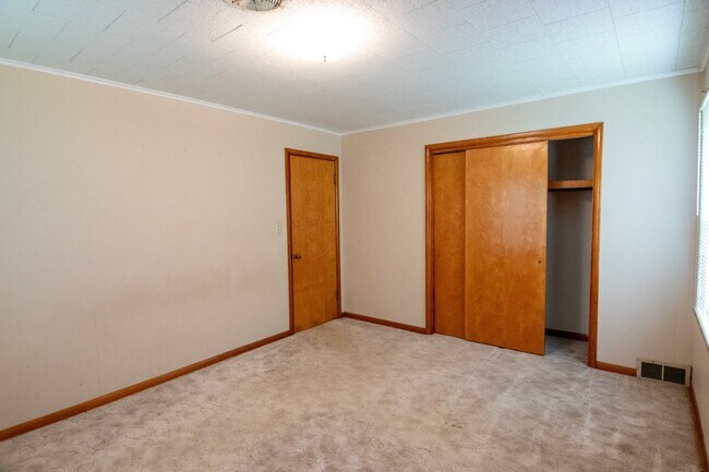 Foto del edificio - 3 Bedroom 1 Bath