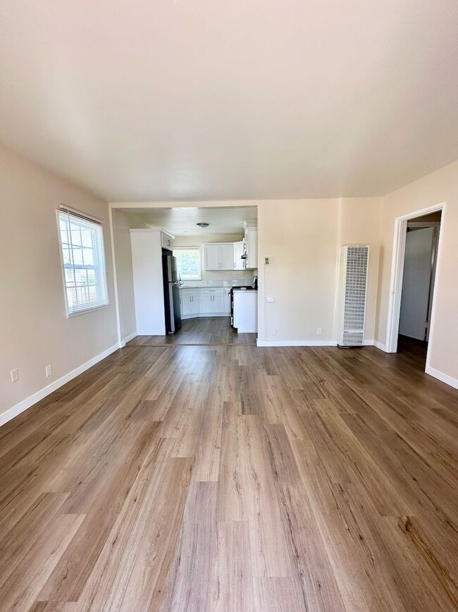 Cedar LB - Cedar LB Apartment