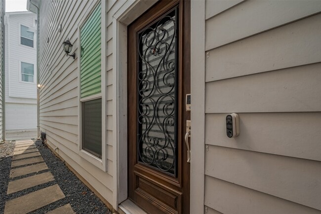 Foto del edificio - 854 W 20th St