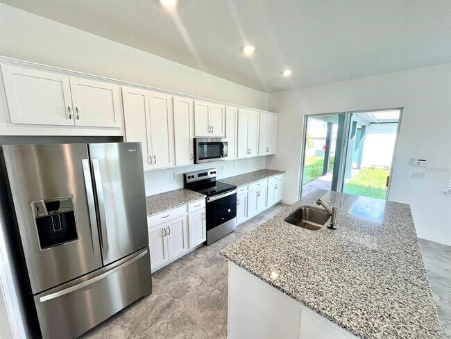 Foto del edificio - 3082 Voyager Ave