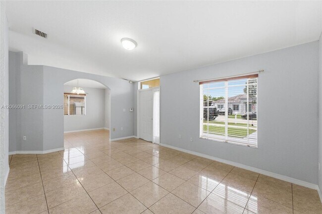 Building Photo - 13243 SW 252nd Ln