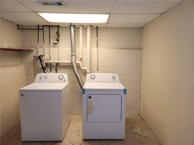 Foto del edificio - 3234 Valley View St