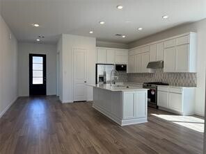 Foto del edificio - 26227 Forest Brush Ln