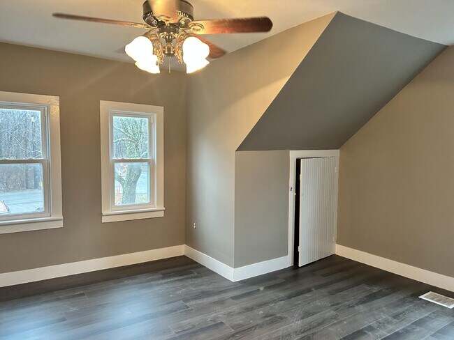 Foto del edificio - 121 Hardytown Rd