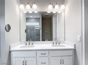 Building Photo - 16701 Seasons Coast Dr