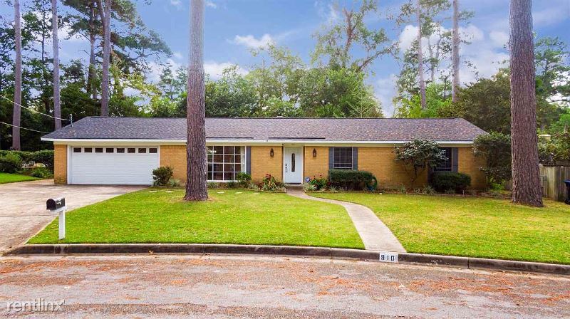 Primary Photo - 3 br, 2 bath House - 910 Orchard St