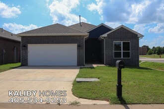 Building Photo - 517 Remington Ave