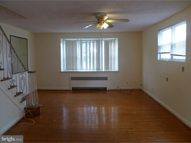 Foto del edificio - 6420 Algon Ave