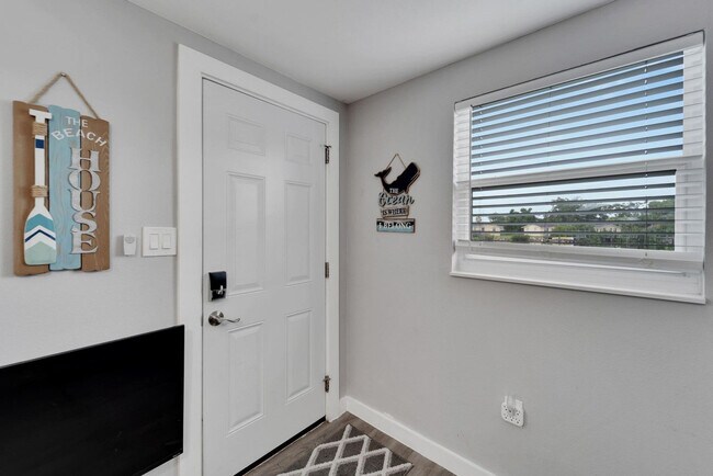 Foto del edificio - 8820 Rocky Creek Dr