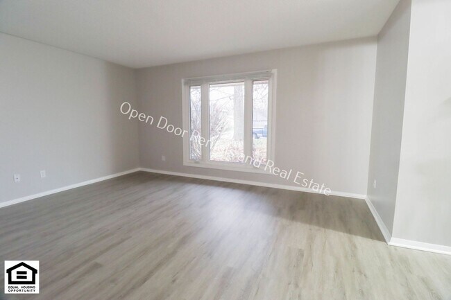 Foto del edificio - Now available 3 bed 2 1/2 bath SW Fort Way...