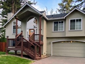 Building Photo - 1654 Plateau Cir