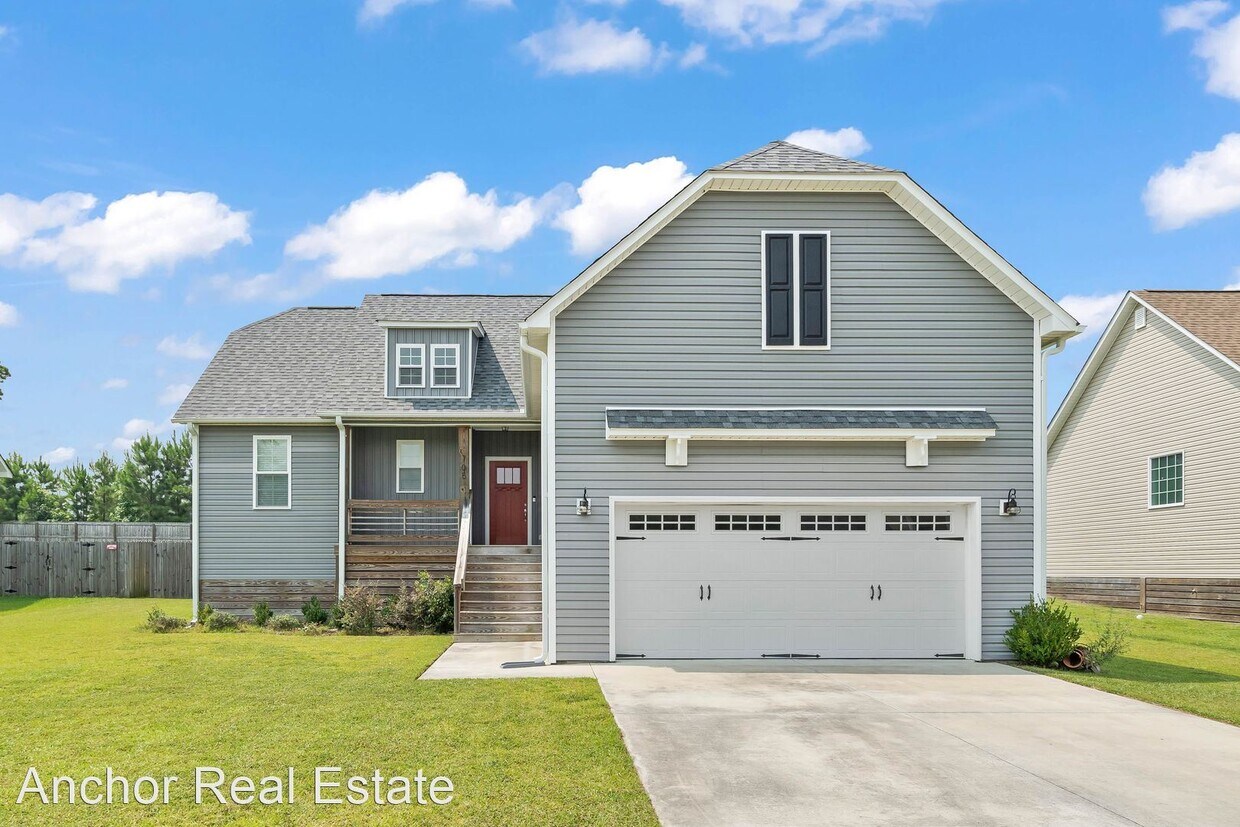 Foto principal - 3 br, 2 bath House - 708 Jasmine Lane