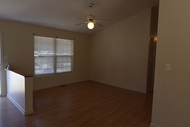 Foto del edificio - 819 15th St