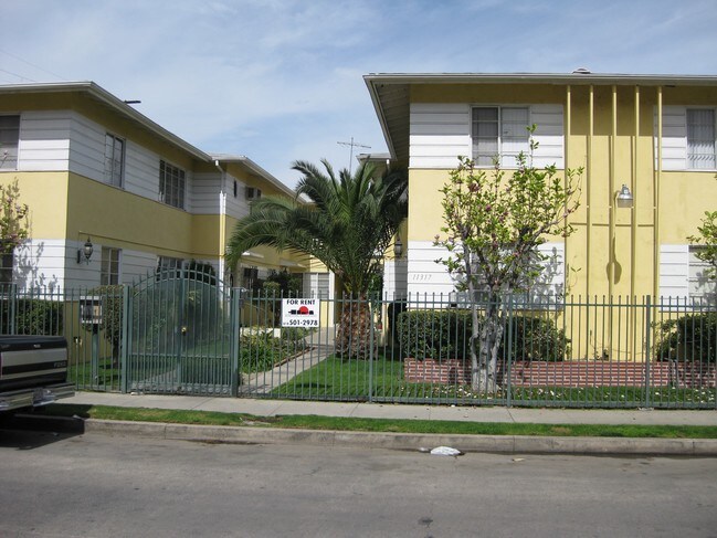 Foto del edificio - 11317 Otsego St