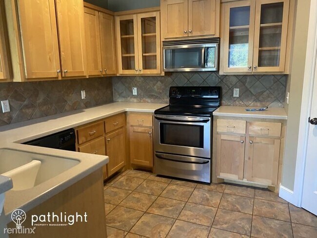 Foto del edificio - 3 br, 2 bath House - 15628 Darlington Lane...