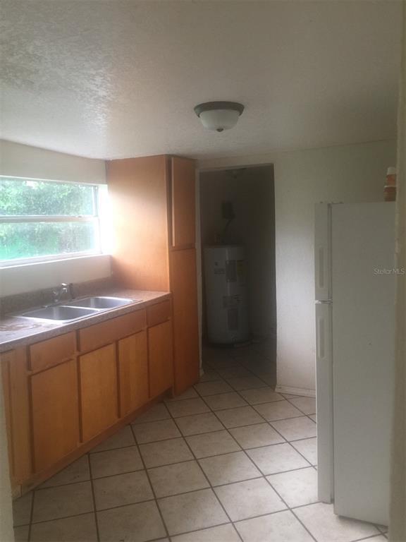 Foto del edificio - 230 Lee Dr