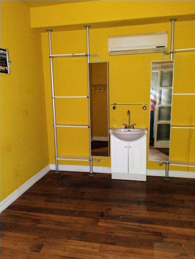 Foto del edificio - 9788 Clarewood Dr