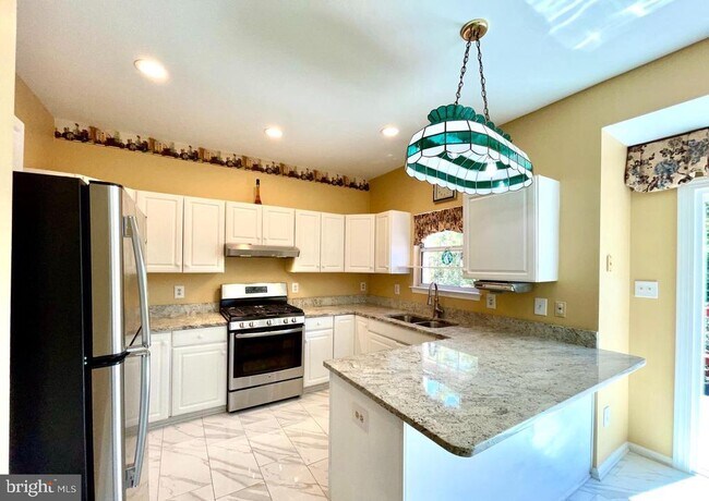 Building Photo - 45439 Baggett Terrace