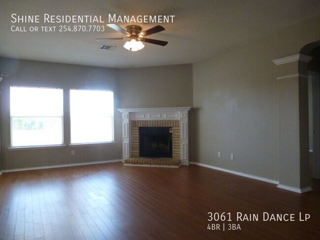 Foto del edificio - 3061 Rain Dance Loop