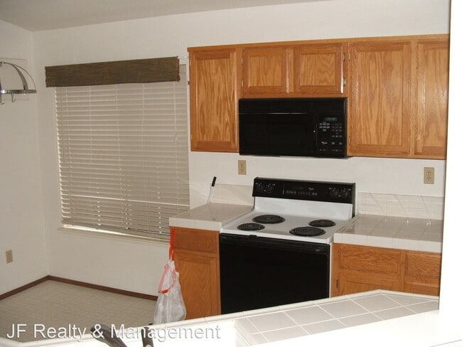 Building Photo - 3 br, 2 bath House - 5122 Prewett Ranch Dr