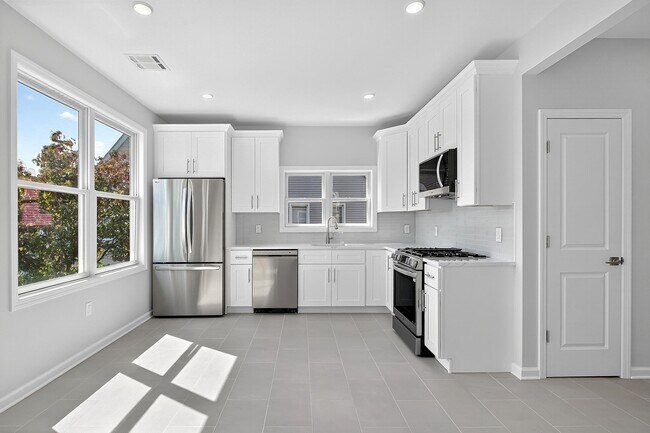 Building Photo - 204 John F. Kennedy Blvd