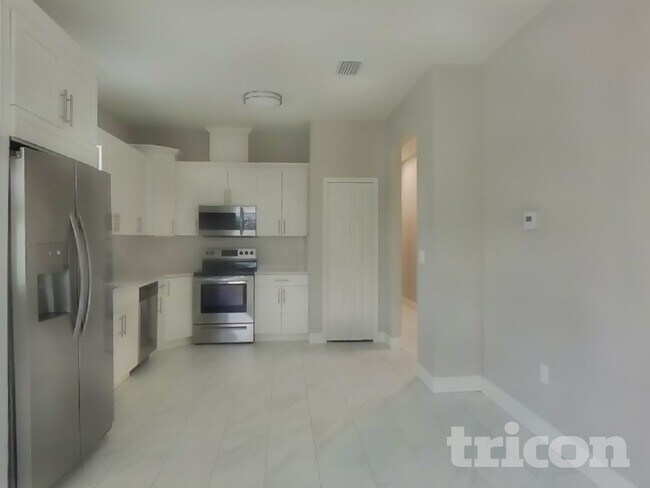 Building Photo - 9021 Riverview Dr