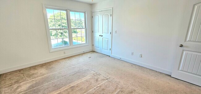 Foto del edificio - 83 Buckingham Ave