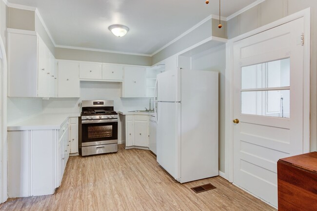Foto del edificio - Freshly Renovated House