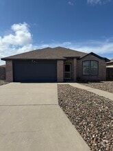 Building Photo - 13962 Jibstay St