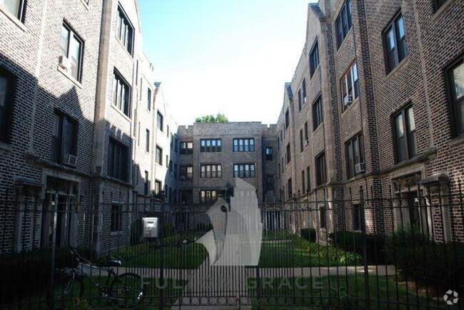 Building Photo - 1317 W Estes Ave