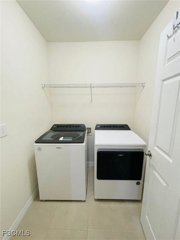 Foto del edificio - 2426 NW 19th Pl