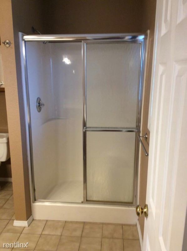 Foto del edificio - 3 br, 2 bath House - 620 Cass Road