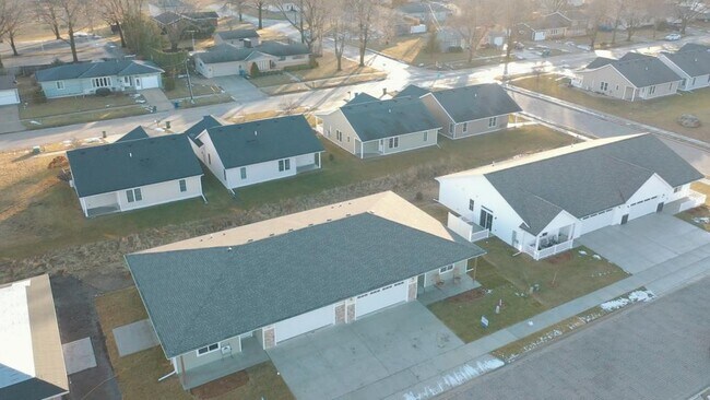 Foto del edificio - 810 Parkside Ln