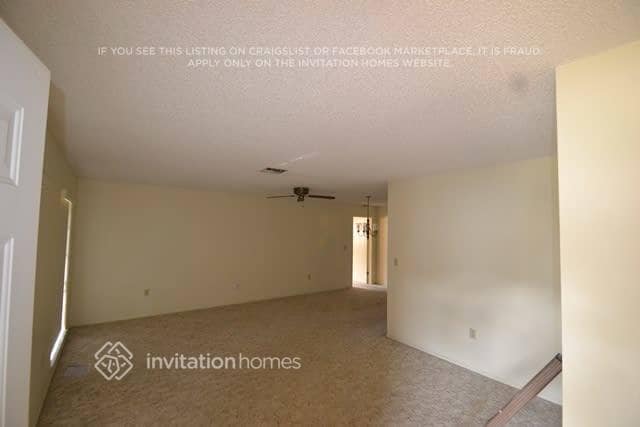 Building Photo - 8405 Reynolds Dr