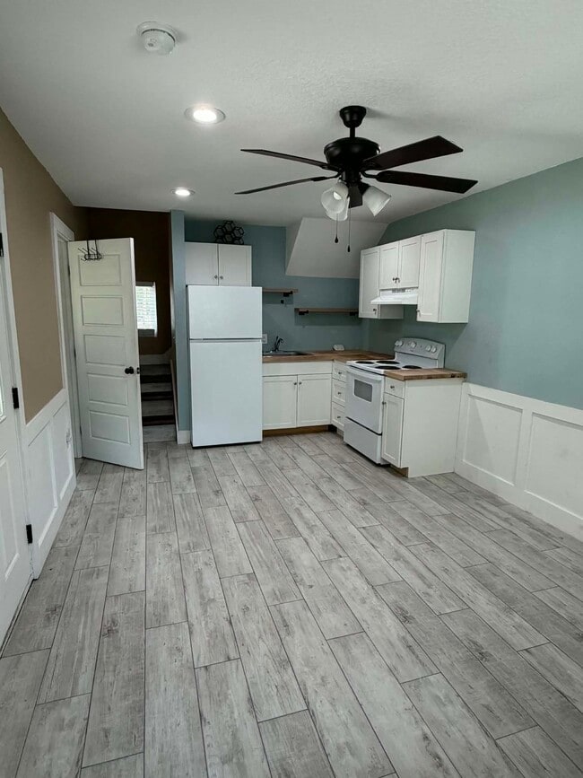 Foto del edificio - 8444 Natures Hammock Trl