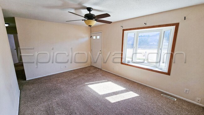 Foto del edificio - 3122 33rd Ave SW