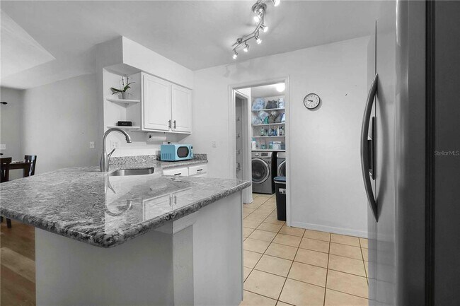 Foto del edificio - 3211 NW 25th Terrace