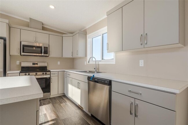 Photo du bâtiment - 99 Prairie Oak Dr
