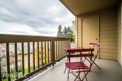 Building Photo - 5305 Lakemont Blvd SE