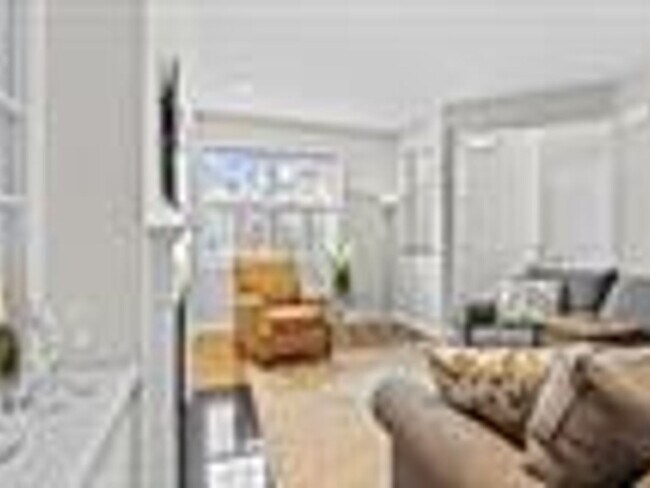 Building Photo - 2 Bedroom Townhome in Williston,