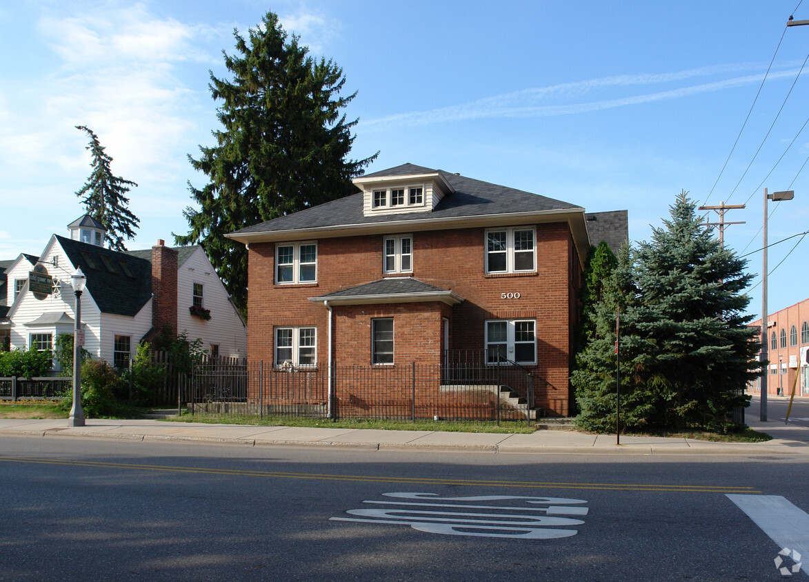 Foto del edificio - 500 Albert Ave