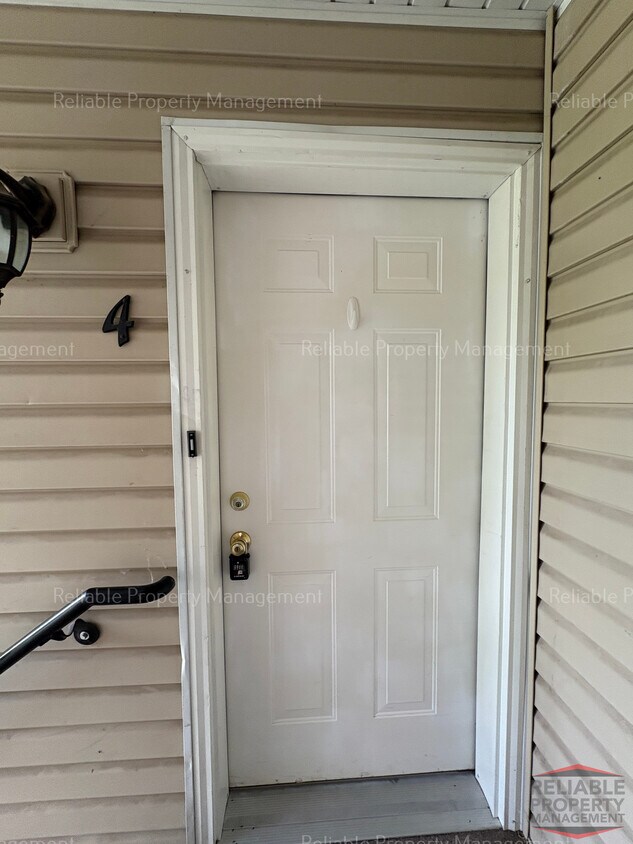Foto principal - 3124 E Chasewood Dr