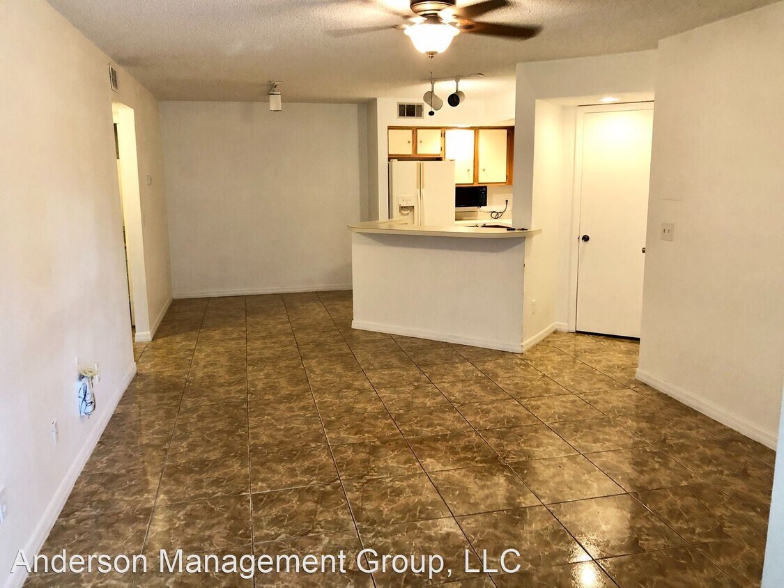 Primary Photo - 5749 Gatlin Ave